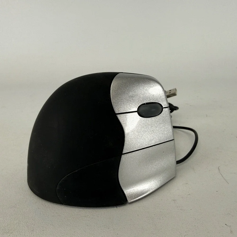 Evoluent VM3-RSB Vertical Mouse 4 Right Hand Ergonomic Optical Wired USB Tested